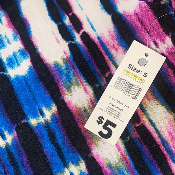 NEW WITH TAG ITEM BUNDLE! - Picture 3 of 5